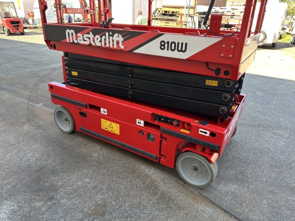810 W Trailer Package